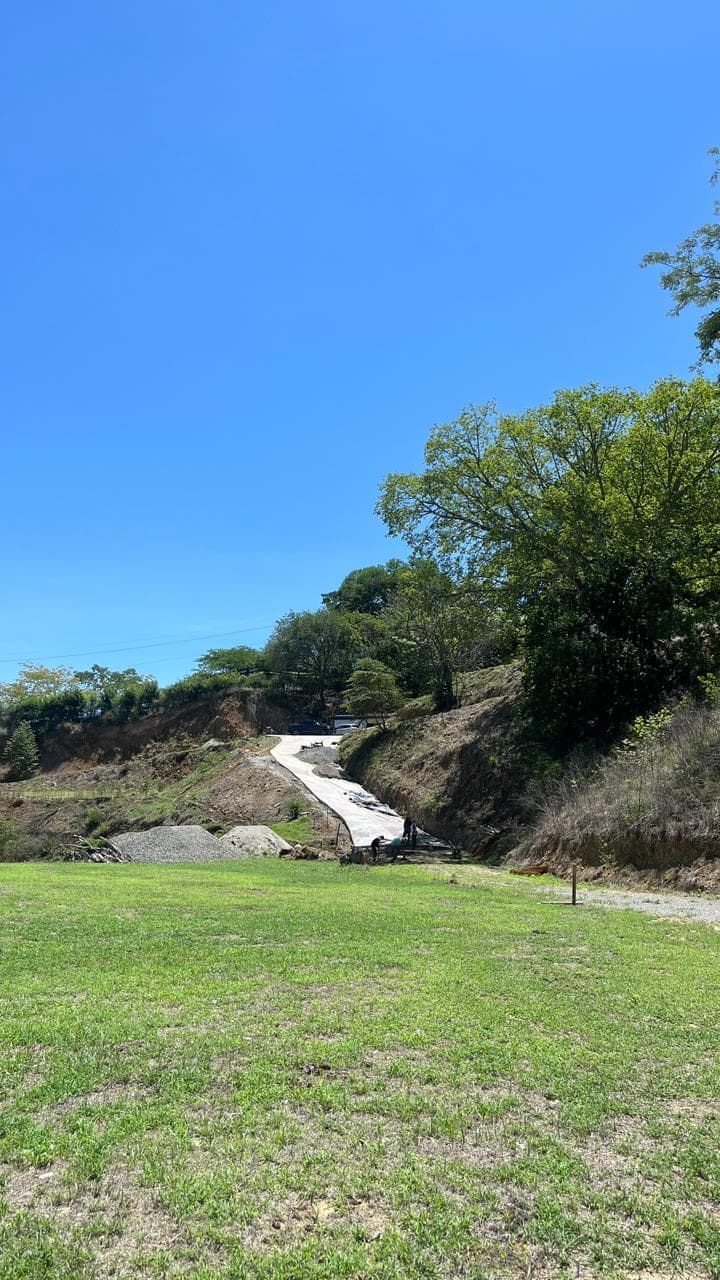 Avance de la vía interna PROVENZA